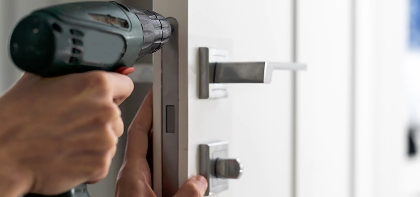 Locksmith For Lock Replacement Near Me in Irvine, CA