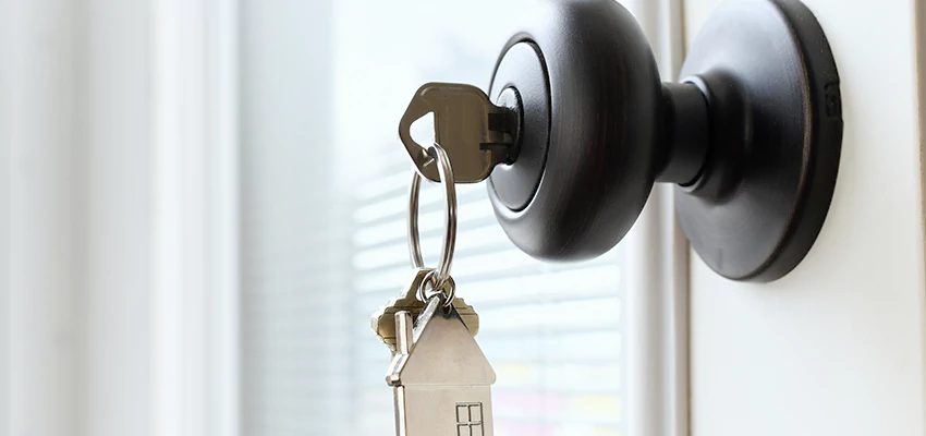 Bifold Door Knob Replacement in Irvine, California